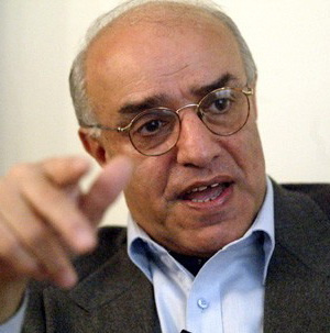 پیروز مجتهدزاده و احمد اقتداری